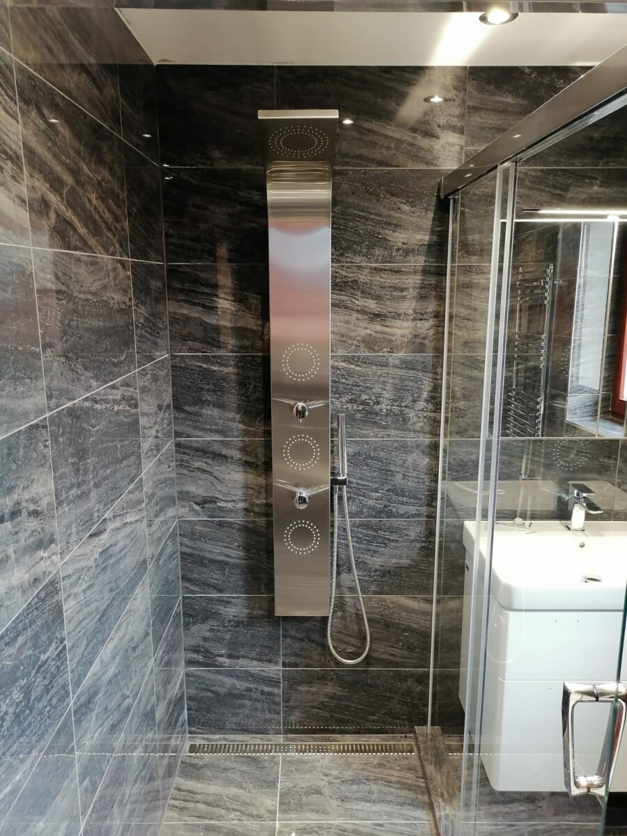 luxusní mramorová koupelna (Litvínov)
