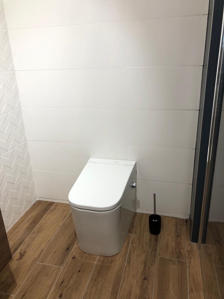 Nová výstavka koupelny s originálními obklady