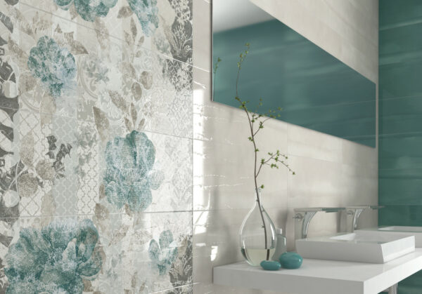 grafické návrhy koupelen – Béžová a tyrkysová koupelna s klasickými obklady