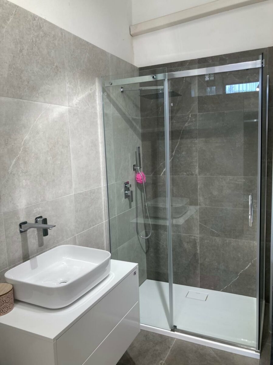 moderní sprchový kout – inspirace